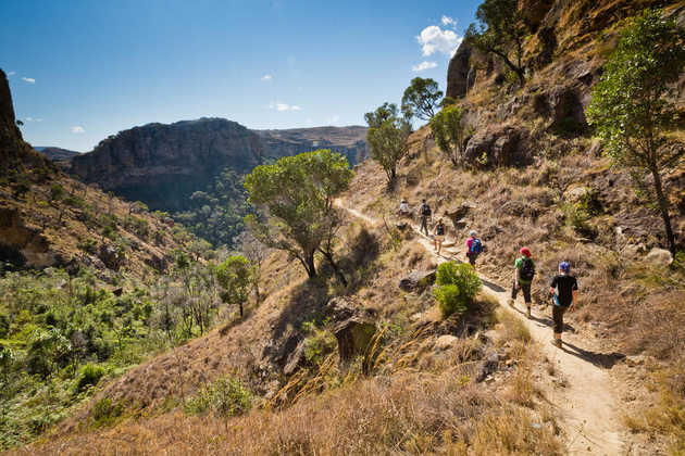 Wanderung im Isalo Nationalpark - Paul Sutton | erlebnisreisen-afrika.de