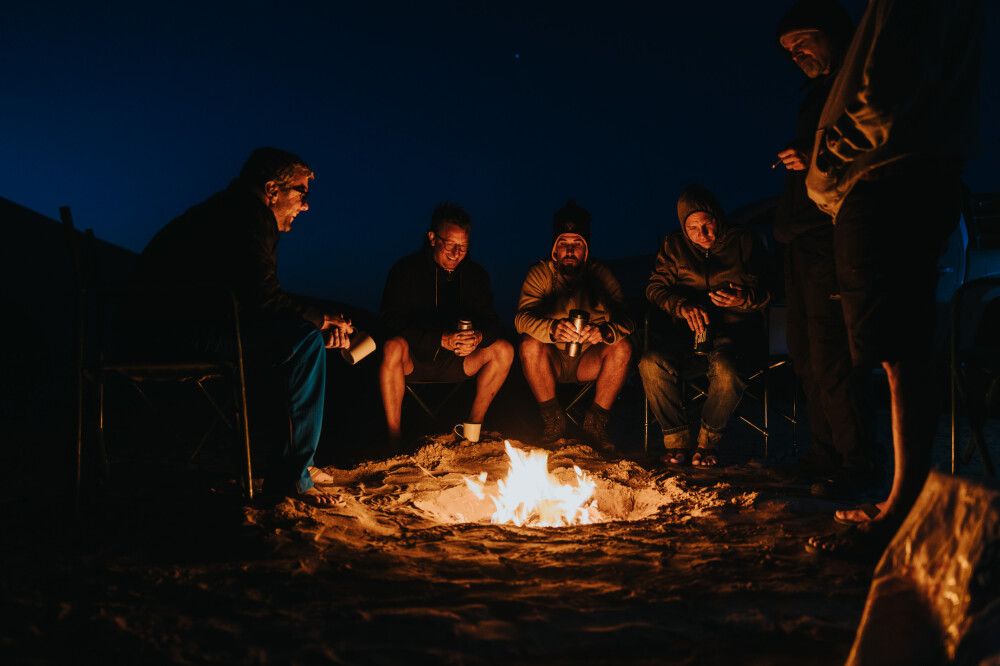 Lagerfeuer unterm Sternenhimmel
