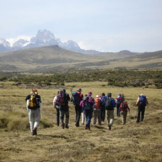 Wanderer Mount Kenya 2022 | Erlebnisrundreisen.de