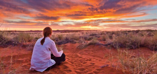 Namib Wüste Sonnenuntergang - Paul Sutton/Absolut Tours | erlebnisreisen-afrika.de