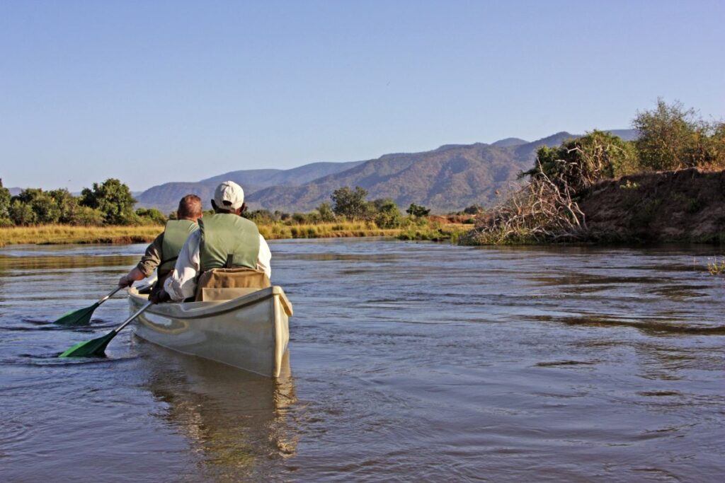 Kanu im Lower Zambezi NP