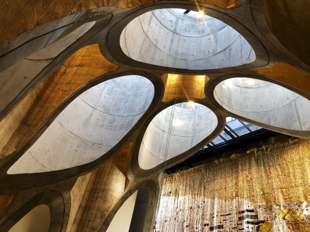 Zeitz MOCAA Museum in Kapstadt, ein alter Silo erstrahlt in neuem Glanz