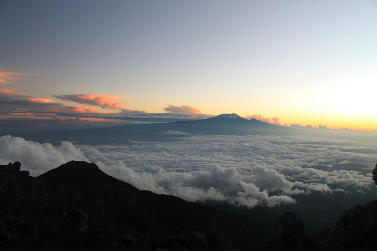 Sonnenaufgang am Kilimanjaro