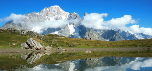 Mont Blanc Blick im Val Vény - Designpics - © Designpics / Adobe.com | erlebnisreisen-afrika.de