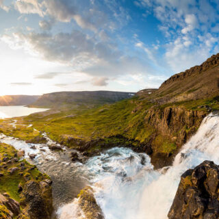 Dynjandifoss - Maygutyak - © Maygutyak / Adobe.com | erlebnisreisen-afrika.de