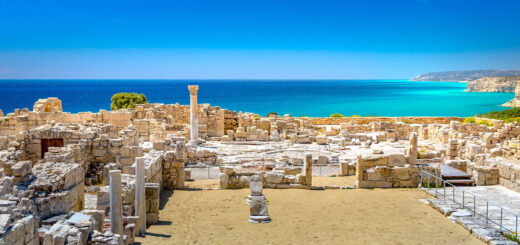 Ausgrabungsfeld in Kourion - gatsi - © gatsi / Adobe.com | erlebnisreisen-afrika.de