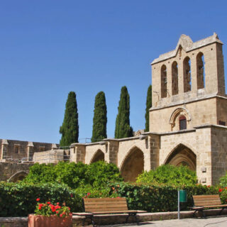 Kloster Bellapais - mystical77 - mystical77 /Adobe.com | erlebnisreisen-afrika.de