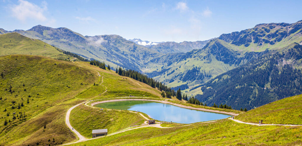 Wanderung am Schatzberg - Markus Zeller - © Markus Zeller / adobe.com | erlebnisreisen-afrika.de