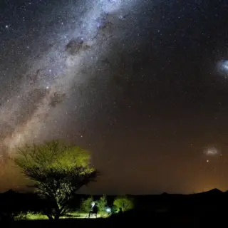 Sternenzelt über der Namib - Sugrit - Sugrit /Adobe.com | erlebnisreisen-afrika.de